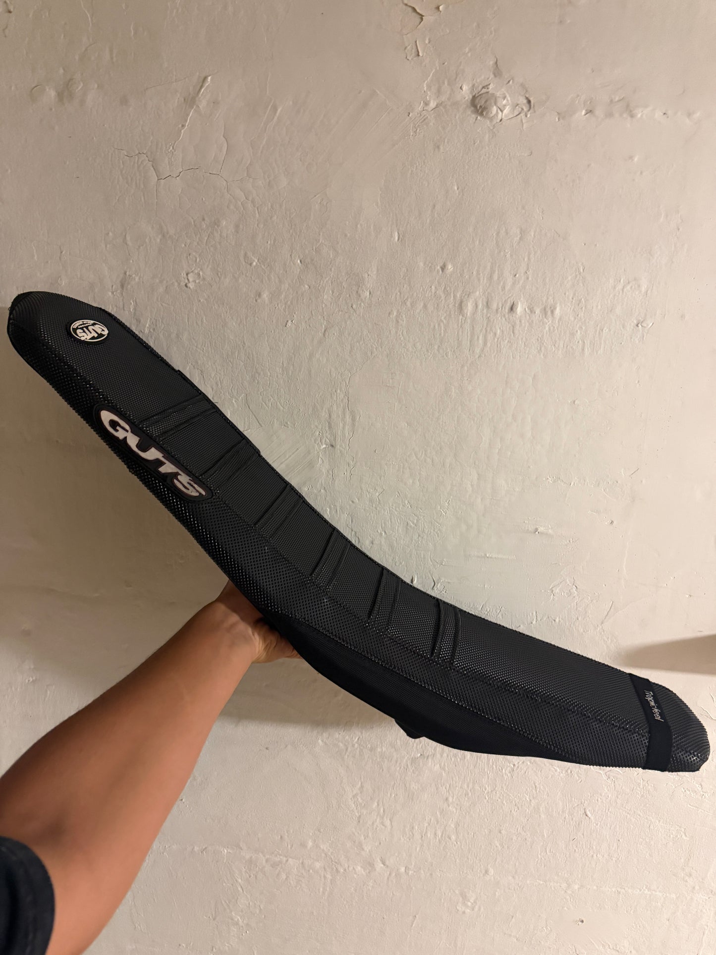 Ultra bee Guts Seat Cover